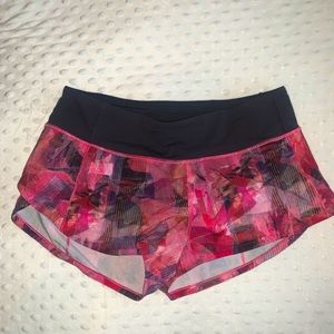 LULULEMON PINK SHORTS SIZE 4
